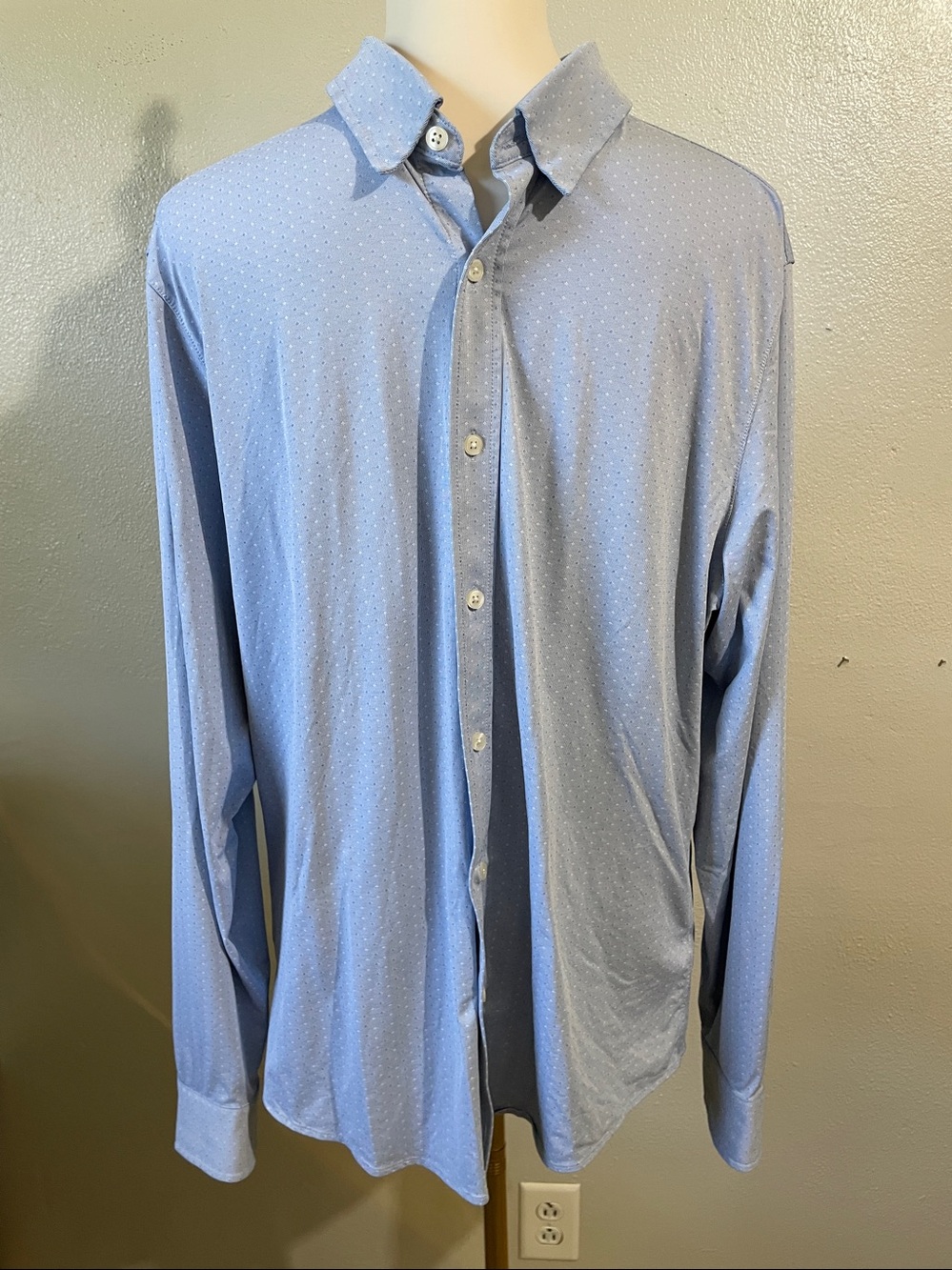 Rhone Italian Fabric Slim Fit Performance Stretch Blue Large Mens Top Athletic